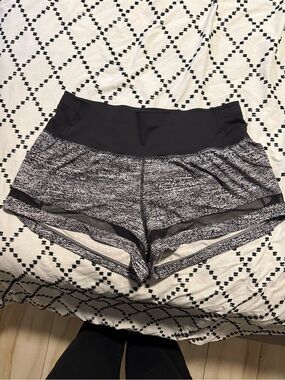 lululemon athletica Black Waistband Gray Marled Mesh-Trim Athletic Shorts